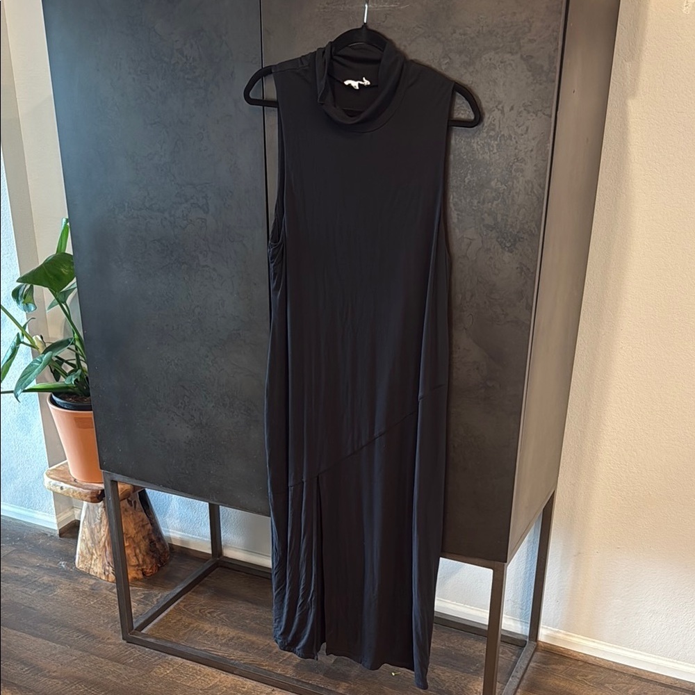 Good American Black Sleeveless Sheath Dress Mock Neck